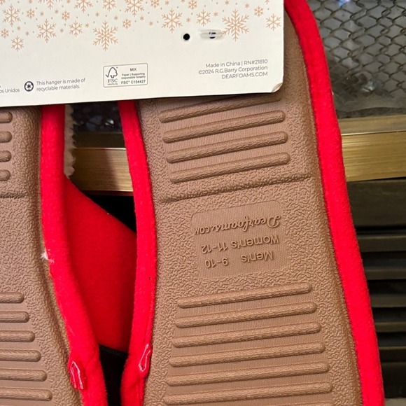 Dearfoams Christmas Red Santa Slippers w/Gold Bells Unisex SZ W 11-12; M 9-10 - Picture 15 of 16